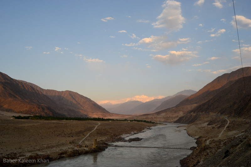 Illustration for article titled Life Around The Karakoram Highway